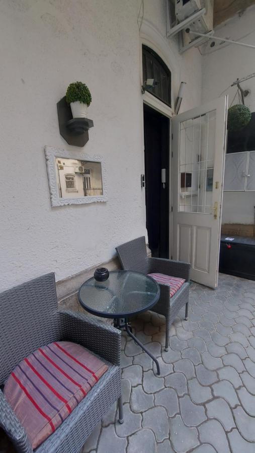 Like Studio City Centrum, Wifi, Terrace Budapest Exteriör bild